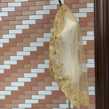 Golden Appliques Wedding Bridal Veil For Wedding..