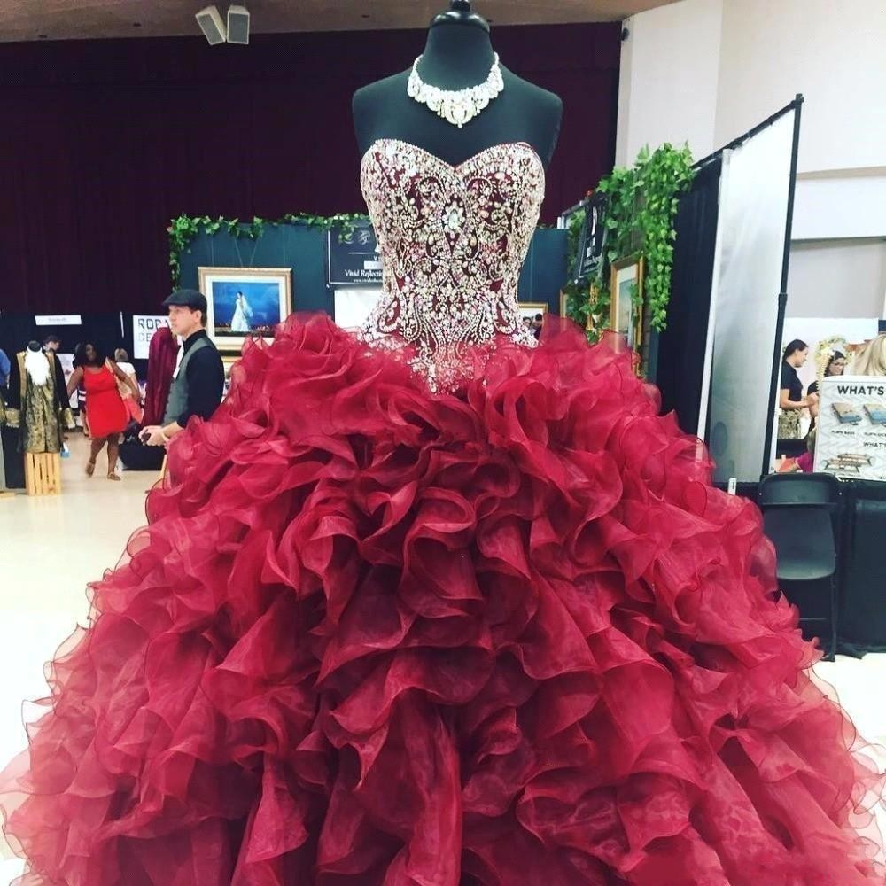 Luxury Beaded Burgundy Quinceanera Dresses Ball Gown Princess Corset Gowns for Lady Formal Debut Dress