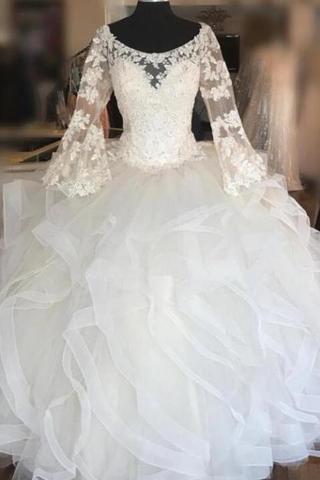 Ivory Lace Quinceanera Dresses with Full Flare Sleeve Ball Gown Tiered Appliques Pageant Women Prom Dress for Party