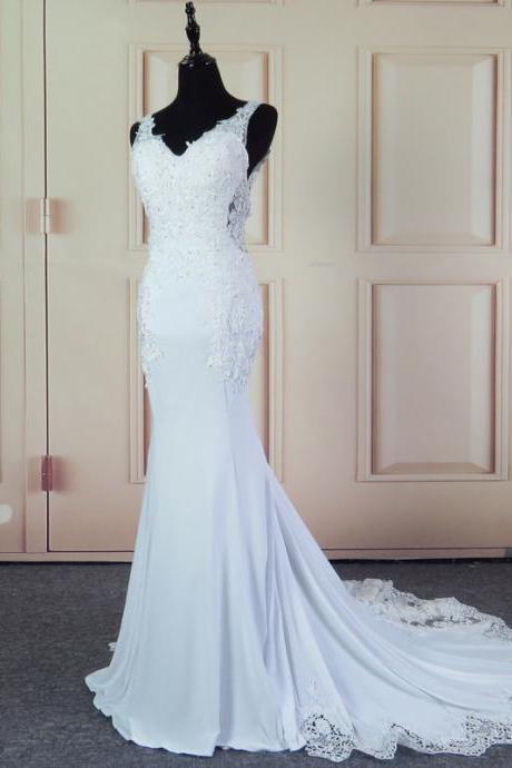 New 2021 Long Wedding Dresses Sexy V Neck Mermaid Lace Appliques Formal Bridal Gowns Backless Sweep Train