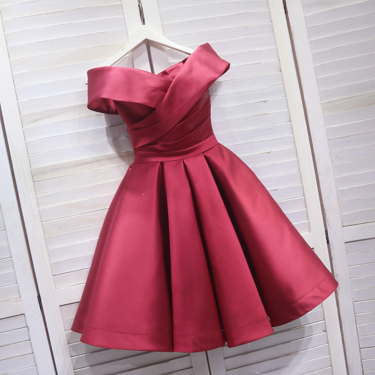 Sexy V Neck Short Red Homecoming Dress Corest Back A Line Satin Cheap ...